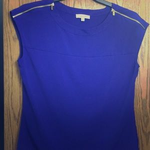 GORGEOUS Calvin Klein sleeveless top